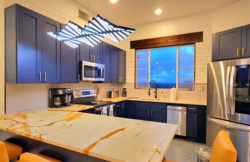 Telesis Estates Cottage | Large 1 BR Artist Studio Mountain Views heated pool