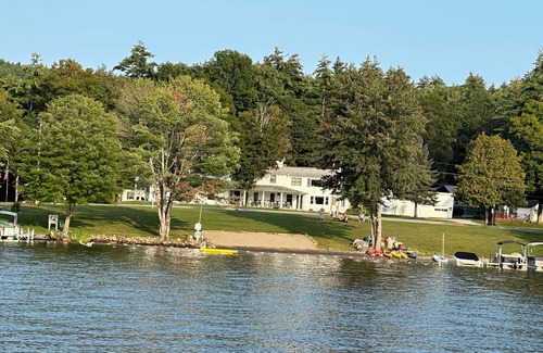 Brant Lake House | Large 10-bedroom, 9.5 Bath House with Sandy Beach on Brant Lake