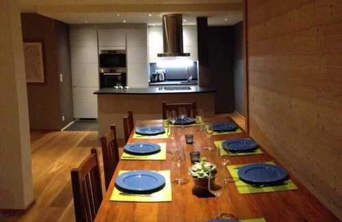 Monetier-les-Bains Apartment | Large 120m2 apartment, contemporary, Monetier village center, south balcony