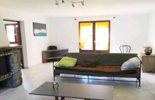 Corte Villa | Large 15-bed villa in Corte