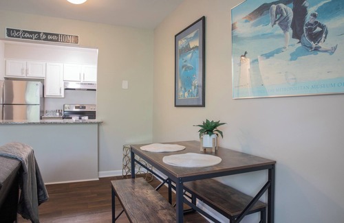Birmingham Apartment | Large 1BR by UAB, St. Vincent’s & Med Centers