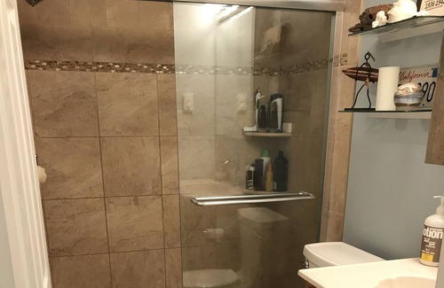 Margate City Condo | LARGE 1BR Condo in Margate - Close To Beach!