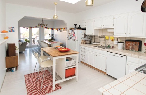 Excelsior House | Large 2 bedroom, 2 bathroom home in San Francisco