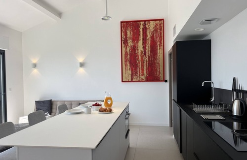 Le Rayol Apartment | Large 2-room apartment with panoramic sea view