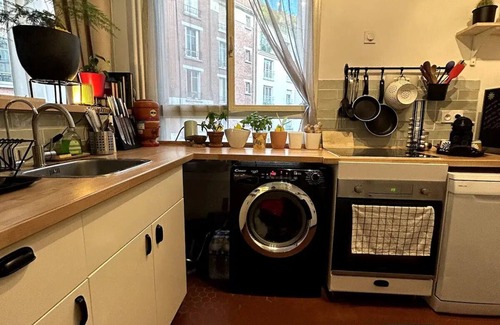 Saint-Fargeau Apartment | Large 2-room apartment in the 20th district of Paris
