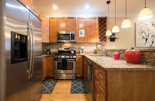 Bloomingdale House | Large 2BR 2.5 BA Downtown DC