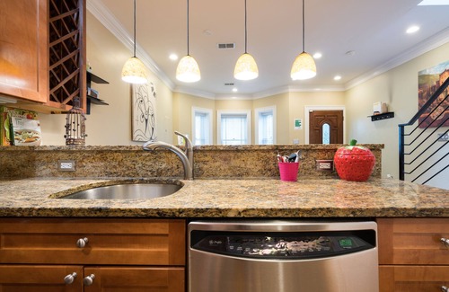 Bloomingdale House | Large 2BR 2.5 BA Downtown DC