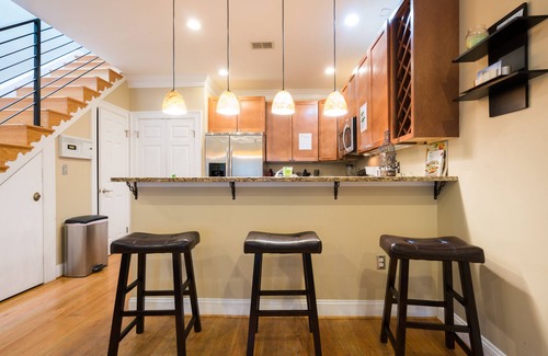 Bloomingdale House | Large 2BR 2.5 BA Downtown DC