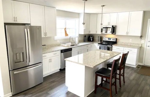 Harbeson House | Large 3 Bedroom Colonial 15 miles from Rehoboth Beach