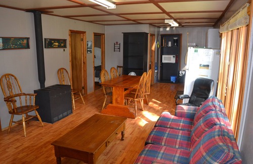 Marten River Cottage | Large 3 Bedroom Cottage on Private Lake in Marten River, ON - Olive the Lake Cottage #4