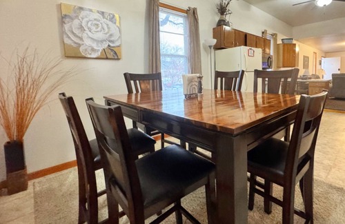 Great Falls Condo | Large 3 bedroom Great Falls get away