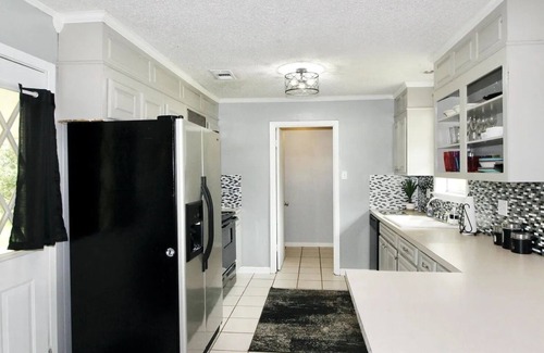 Claiborne House | Large 3-bedroom house in the heart of West Monroe