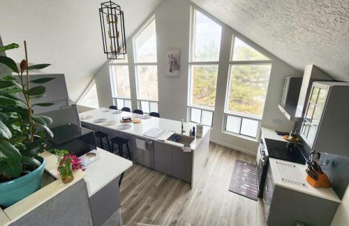 Sandy House | Large 3200sf A-Frame House close to Snowbird Alta Ski &Stunning Mountain View!