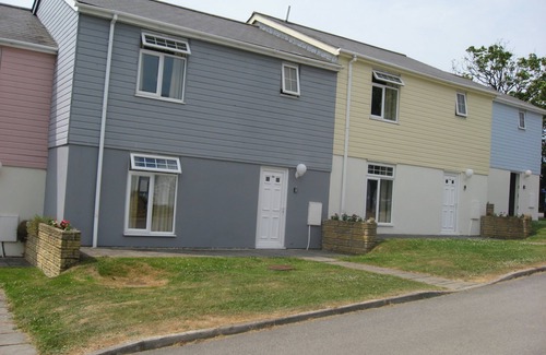 White Cross House | Large 4 bedroom house Located on holiday complex with pools, bar childrensclub.
