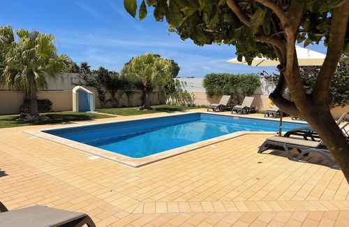 Albufeira Villa | Large 4 Bedroom Villa with BBQ Terrace, WIFI, Air Con, and Private Pool