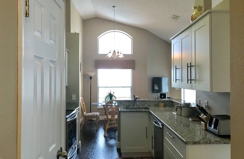 Westridge House | Large 4 bedrooms; Sleeps 8; 2 master bedrooms, 3 baths, Free Wifi