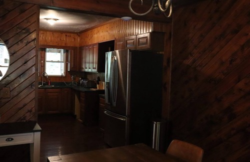 Williamson House | Large 4BR Buffalo Mountain Retreat in Williamson with pool, Ride to trails