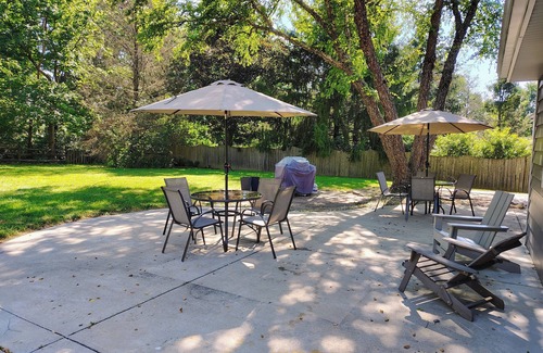 West Chester House | Large 5-bedroom house with WiFi and AC in welcoming neighborhood. Sleeps 12!