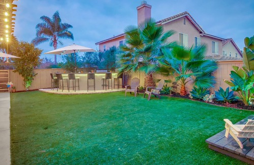Otay Ranch House | Large 5 bedroom House in Otay Ranch with an Entertainers backyard Downtown 25min