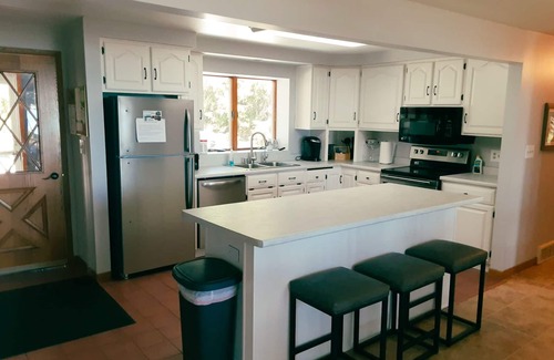 Two Rivers House | Large 5 Bedroom House with Huge 6 mile Sandy Beach On Lake Michigan State Park!