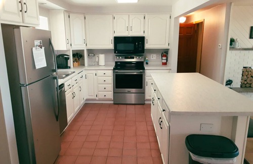 Two Rivers House | Large 5 Bedroom House with Huge 6 mile Sandy Beach On Lake Michigan State Park!