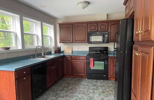 Maple City House | Large 5 Bedroom Sleeping Bear Home w/Big Glen Lake access across the street
