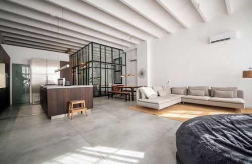 El Parc i la Llacuna del Poblenou Apartment | Large 5 Bedrooms Apartment in Poblenou - You Stylish