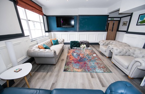 York House | Large 6 bed house for large groups within walking distance to York City Centre