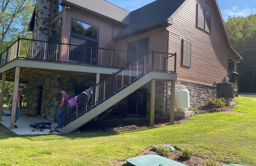 Hyner Cabin | Large 7-Bedroom Cabin Overlooking Pine Creek in Jersey Mills