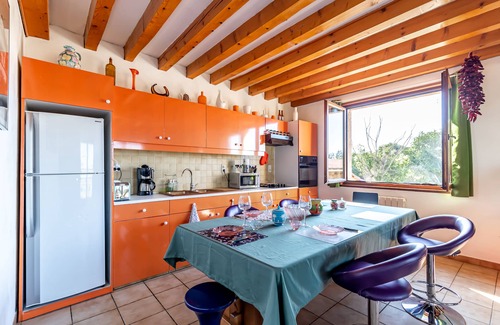 Chasse-sur-Rhone Apartment | Large 75m2 apartment with quiet view 25km from Lyon