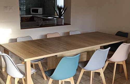 Stockfeld House | Large 8-person apartment, comfortable, peaceful and bright, refurbished