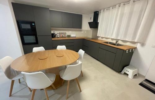 Fleurieux-sur-l'Arbresle Apartment | Large 85 m2 duplex apartment
