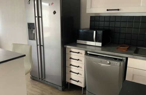 Estanove Apartment | Large air-conditioned apartment between the beach and the center of Montpellier