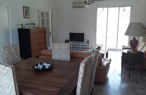 La Gare House | Large air-conditioned apartment 3 bedrooms, patio, parking spaces Perpignan center 150m2