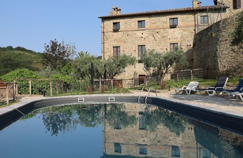 Castel d'Arno Apartment | Large and beautiful apartment with a view in a farmhouse with swimming pool, sleeps 9