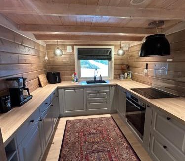 Sykkylven House | Large and cosy mountain cabin