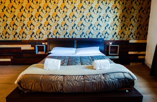 Piazza Armerina Bed & Breakfast | Large and cozy room suitable for both a group of friends and families