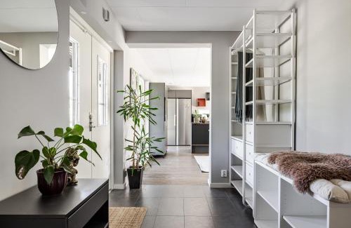 Harryda Villa | Large and newly built family home in Goteborg