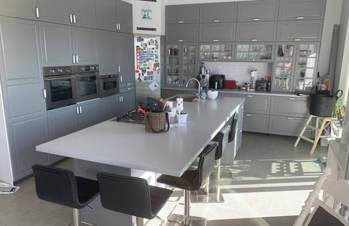 Steinsland Villa | Large and spacious holiday home with heated pool