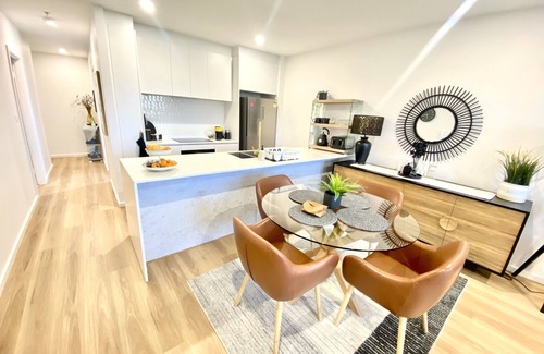 Denman Prospect Apartment | Large and Specious 2br/2ba Apartment