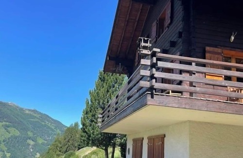Saint-Luc Ski Chalet | Large and very bright chalet for 10 people with large terrace, garden and a very nice view.Interior: