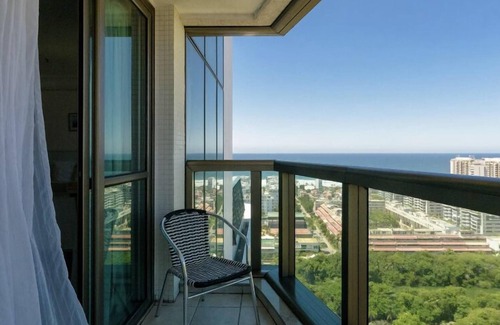 Barra da Tijuca Apartment | Large Apart with Sea View and Beach Access