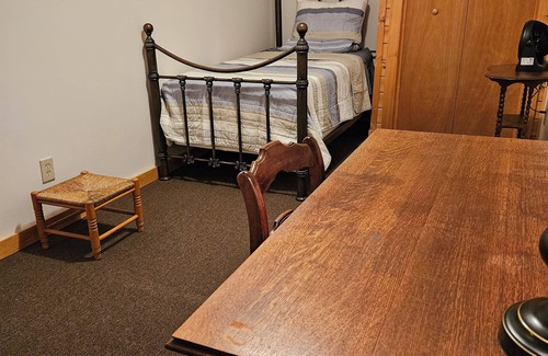 Sidney Center Apartment | Large Apartment 3-Bedroom, Sleeps 7, 25Min to Oneonta / 50min to Cooperstown