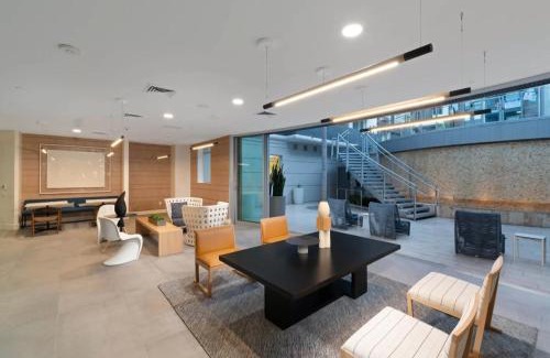 Mount Wilson Apartment | Large Apartment Home