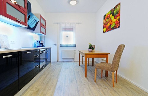 Friedrichshagen Condo | Large apartment near the forest, water and S-Bahn near Müggelsee