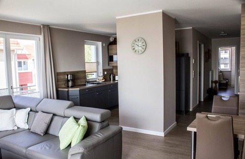 Plau am See Apartment | Large apartment, three balconies, free parking directly at the house 7 Nr 75