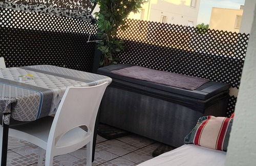 Les Cevennes Apartment | Large apartment with blioclimatic terrace 12 m2