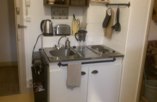 Neris-les-Bains Apartment | Large atypical studio ideal for curists 200 m from the neriades thermal baths and spa