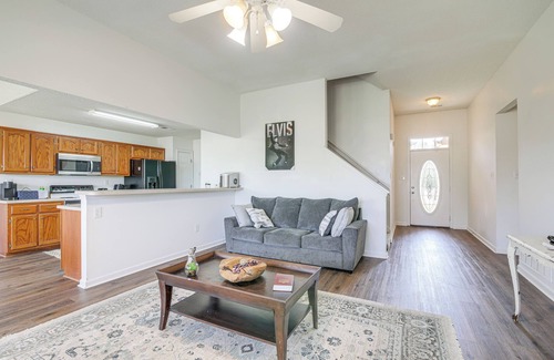 Horn Lake House | Large Backyard: Peaceful Home in Southaven!