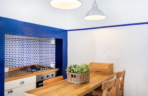 Principe Real Apartment | Large Bairro Alto C up to 22guests by Central Hill